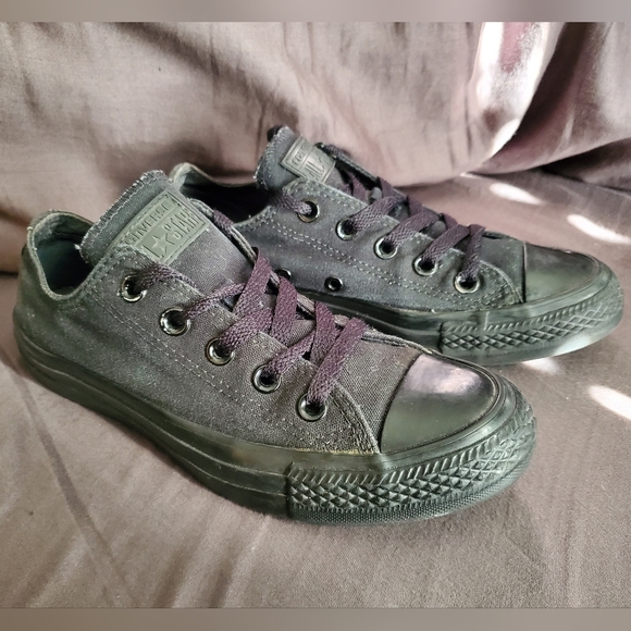 *3-for-$20* Converse Allstar Low, black, size 4y / 6w - Picture 2 of 4